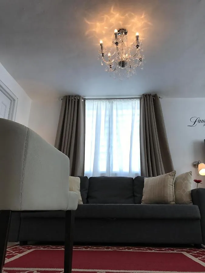 Edificio Chandelier Ponce Apartment