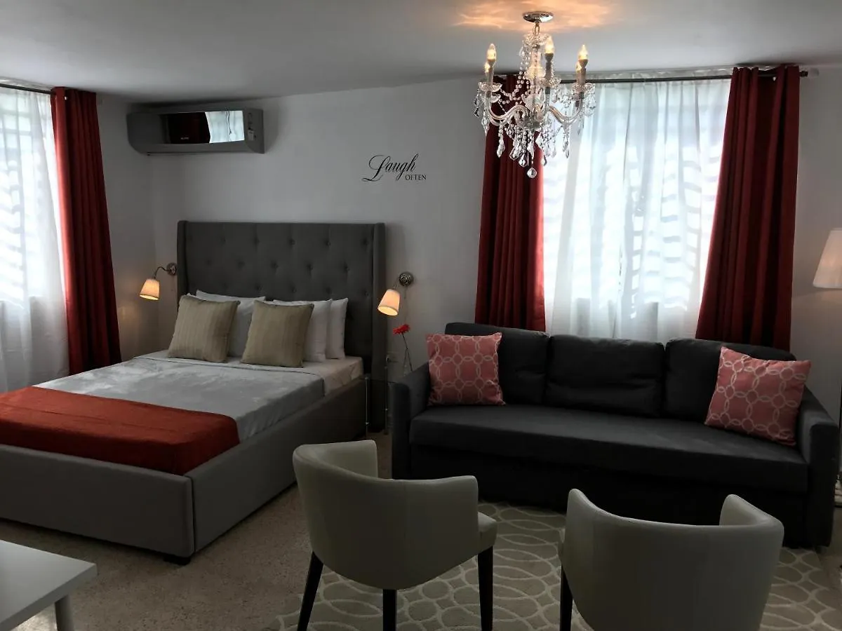 Apartment Edificio Chandelier Ponce